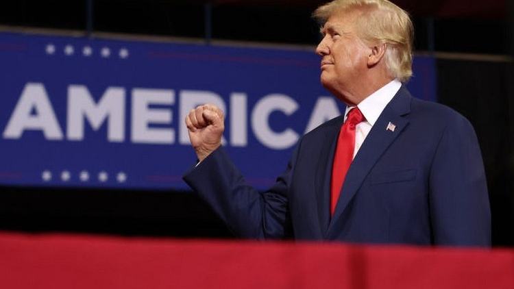 Trump asks SC to intervene in classified docs case