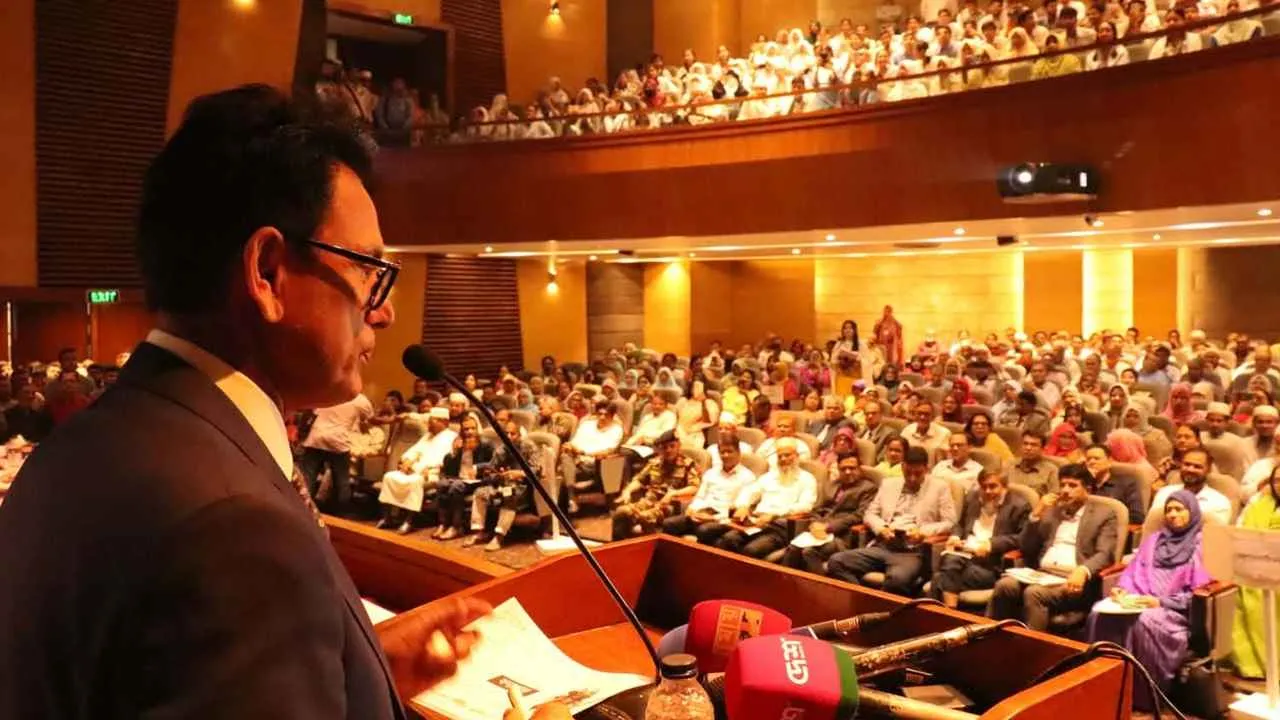 ঢাকায় পরীক্ষামূলক অনলাইন-অফলাইন ক্লাস চালু হবে: শিক্ষামন্ত্রী