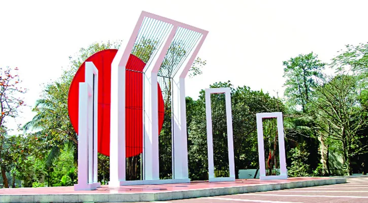 শহীদ মিনারে একসঙ্গে ৫ জনের বেশি নয়