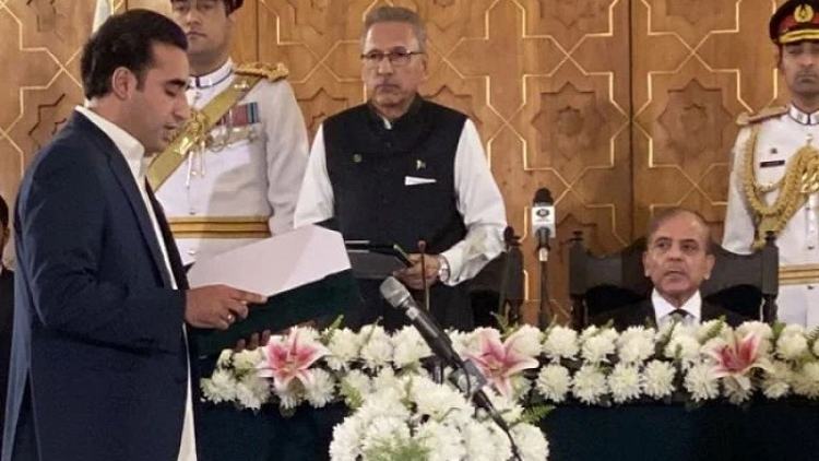 Bilawal takes oath as federal minister