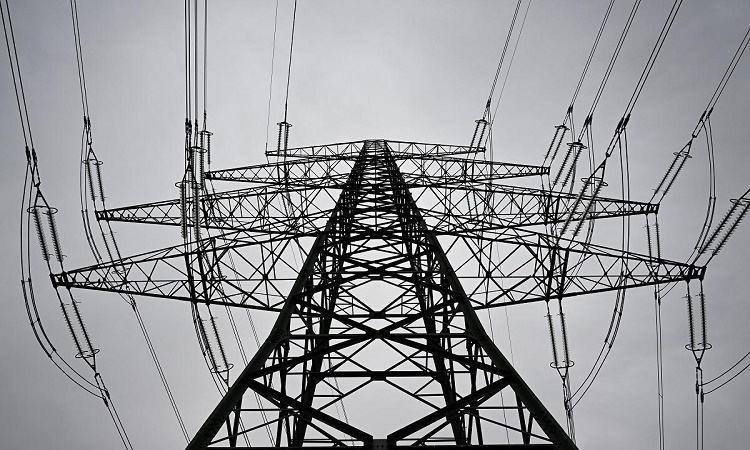 EU plans emergency action to halt energy price rise