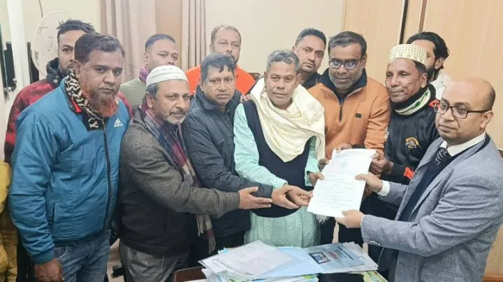 খালেদা জিয়ার আসনে নেতার মনোনয়নপত্র, দ্বিধাবিভক্ত কর্মীরা