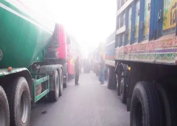 সিরাজগঞ্জ মহাসড়কে ৩০ কিলোমিটার যানজট
