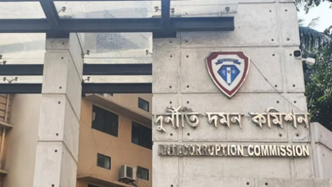 সাবেক পুলিশ কর্মকর্তার বিরুদ্ধে ৭৩ লাখ টাকার সম্পদের মামলা