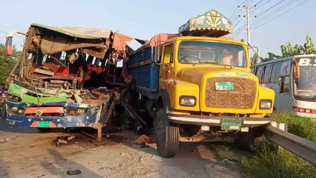 মার্চে সড়ক দুর্ঘটনায় নিহত ৫৩২