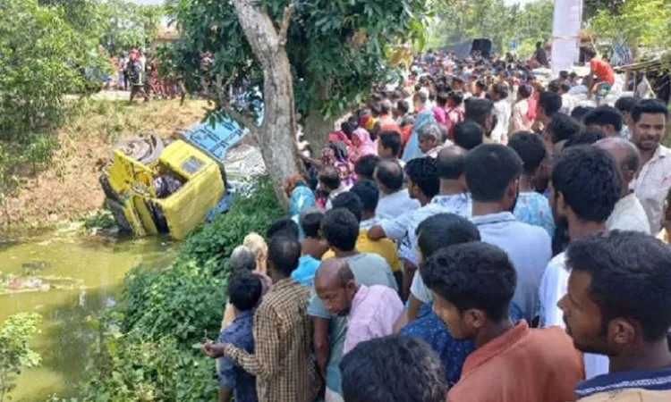 Road accident: 5 dead including 4 teachers in Naogaon