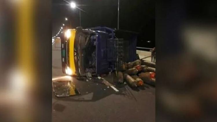 Two killed as truck overturns on Padma Bridge