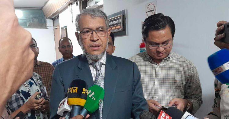 উপদেষ্টা হিসেবে শপথ নিতে যাচ্ছেন ৩ জন