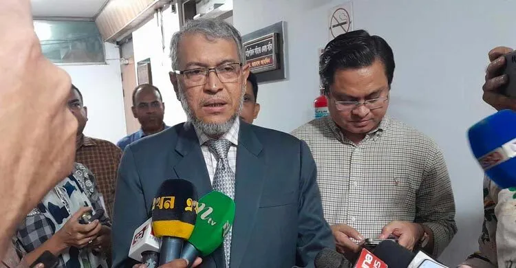 উপদেষ্টা হিসেবে শপথ নিতে যাচ্ছেন ৩ জন