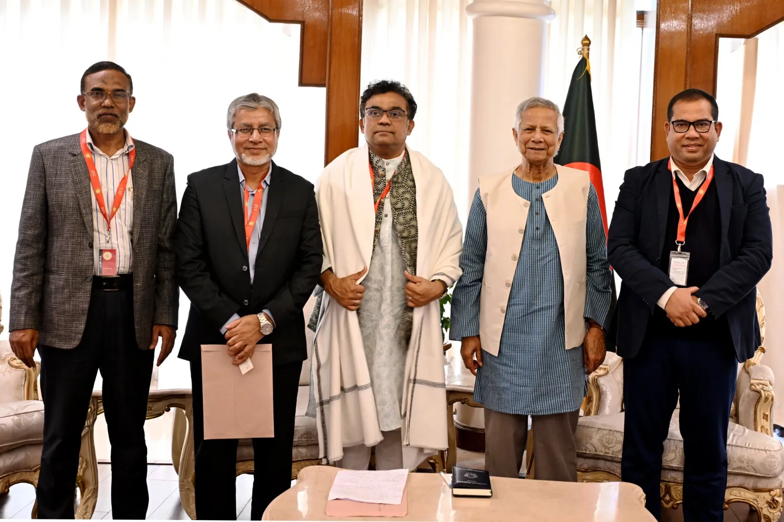 JU VC calls on Chief Adviser, seeks advice on JUCSU election
