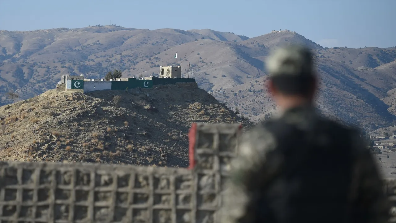 Pakistan says 23 of its troops, 200 on Afghan side killed in clashes