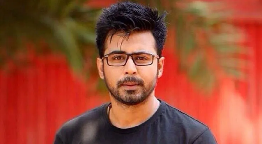 প্রেক্ষাগৃহে লুকিয়ে ‘সুড়ঙ্গ’ দেখলেন আফরান নিশো