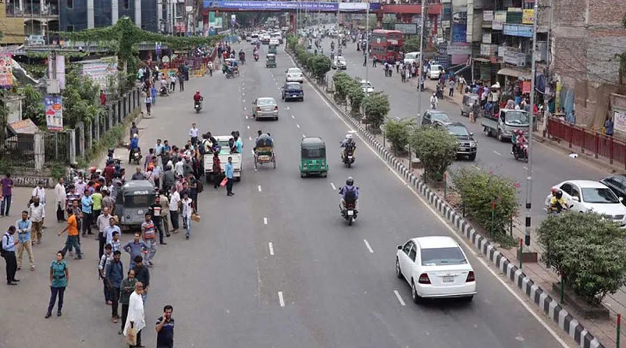 ঢাকায় বিভিন্ন রুটে বাসের হঠাৎ অঘোষিত ধর্মঘট