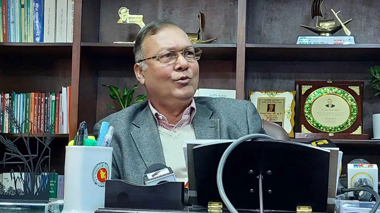 মজুতের অভিযোগ পেলেই গ্রেপ্তার : কৃষিমন্ত্রী
