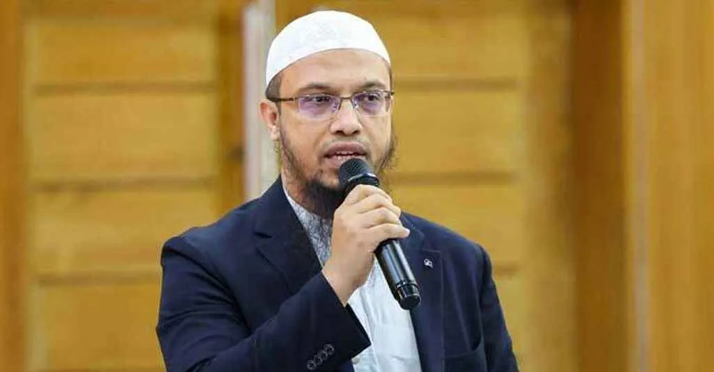 ধর্ষণের জন্য সংস্কৃতিকে দায়ী করলেন শায়খ আহমাদুল্লাহ।