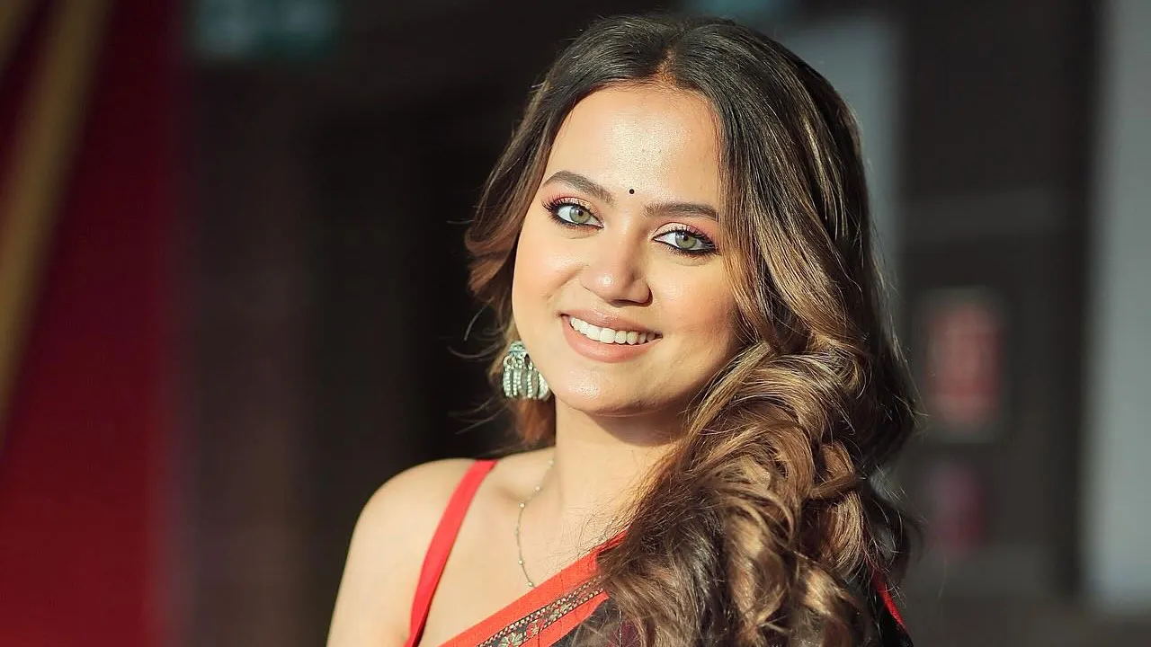 হেনস্তার শিকার অভিনেত্রী অহনা দত্ত