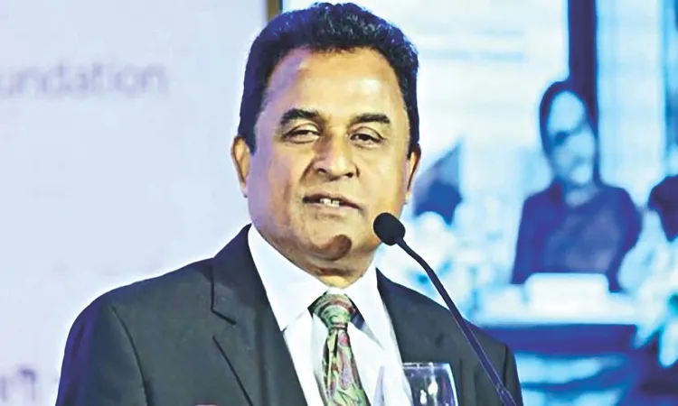 Private sector may face a debt deficit