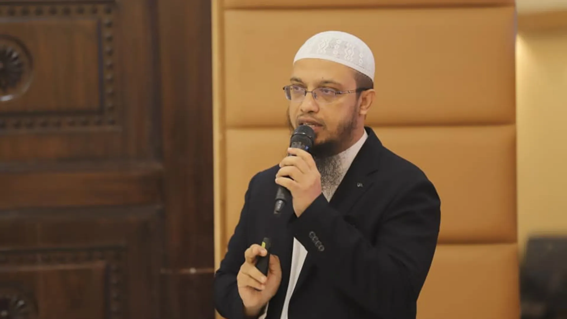 ‘এপস্টেইন ফাইল একটি কেলেঙ্কারি নয়, এটি পশ্চিমা সভ্যতার বিভৎস চেহারা’