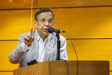 ড. ইউনূসকে কারাগারে পাঠানোর পরিকল্পনা নেই : আইনমন্ত্রী