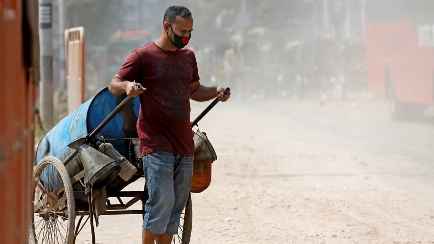 Dhaka's air 5th worst in the world this morning
