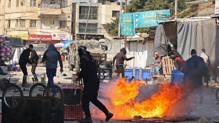West Bank Raid: Israeli troops kill 10 Palestinians