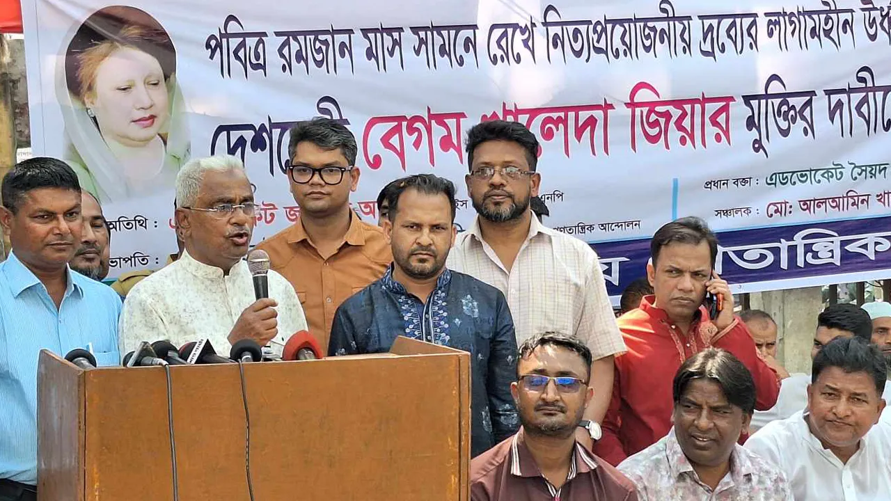 অকটেন ও পেট্রোলের দাম নিয়ে প্রতারণার সীমা থাকা উচিত : আলাল