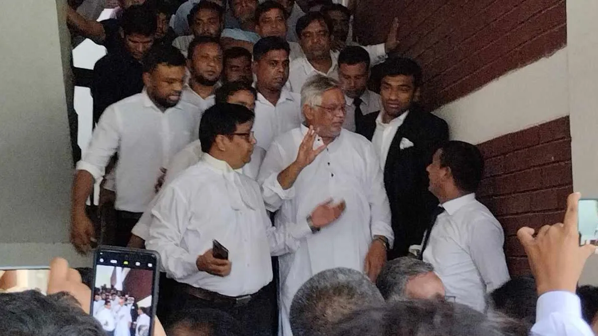 আত্মসমর্পণ করতে আদালতে বিএনপি নেতা আমান
