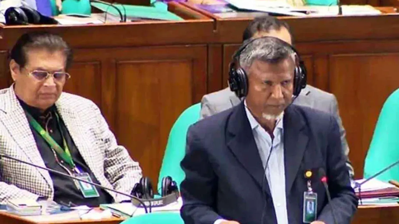 ফ্যাসিস্টকে দীর্ঘস্থায়ী করতে জড়িত কর্মকর্তাদের চিহ্নিত করা হচ্ছে