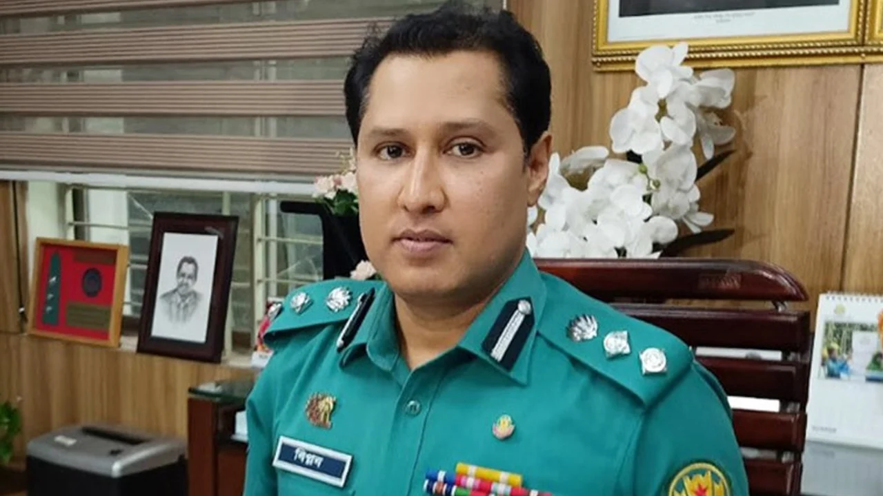 বিপ্লব কুমারের ৩৪১ অ্যাকাউন্টে লেনদেন শতকোটি ছুঁইছুঁই!