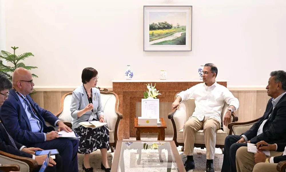 বাজেট সহায়তার আশ্বাস এআইআইবির