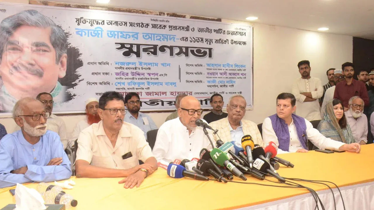 দেশ পুনর্গঠনে সব দলের প্রস্তাব চান প্রধানমন্ত্রী