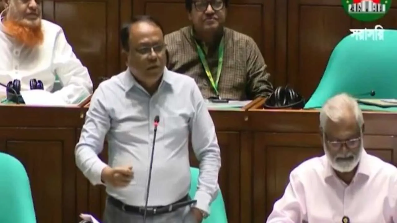 প্রধানমন্ত্রীর সামনে বক্তব্যের সুযোগ না পাওয়ায় এমপি সেলিমের ক্ষোভ