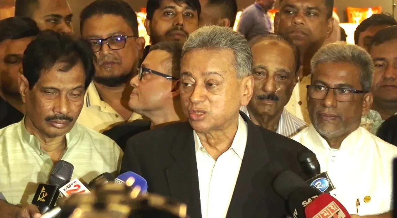 নির্বাচিত সরকার এলে সব ধরনের সমস্যার সমাধান হবে : আমীর খসরু