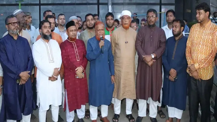 শাপলা চত্বরে লংমার্চের প্রস্তুতি পরিদর্শন জামায়াত নেতাদের