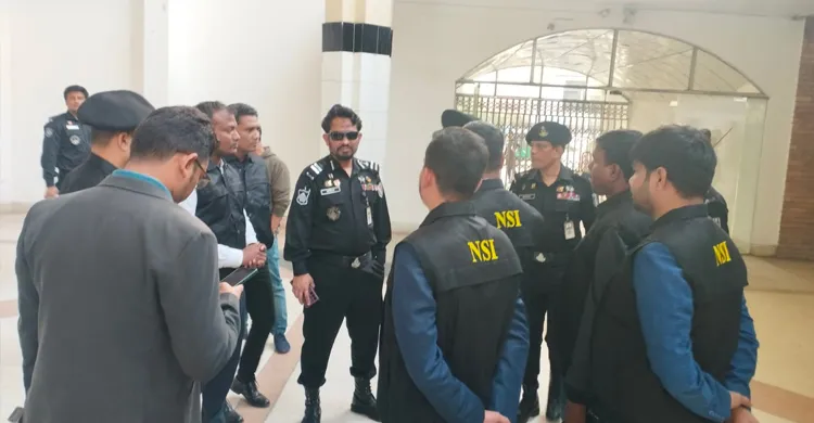 কমলাপুর রেলওয়ে স্টেশনের নিরাপত্তায় র‌্যাব-এনএসআই