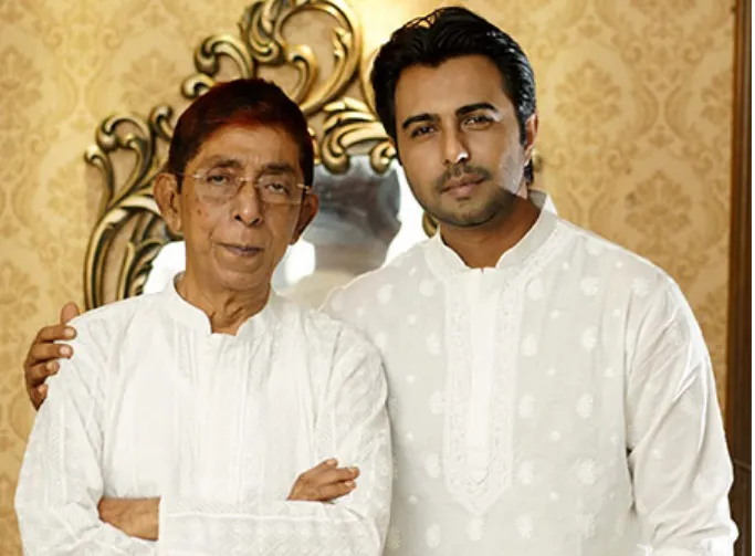 বাবা হারালেন অপূর্ব