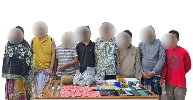 যৌথ বাহিনীর অভিযানে গ্রেপ্তার ৩৩