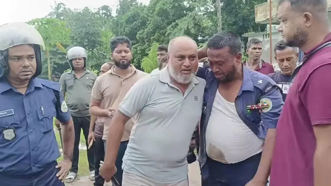 আসামির মৃত্যুর গুজব ছড়িয়ে থানায় হামলা, গ্রেপ্তার ১৮