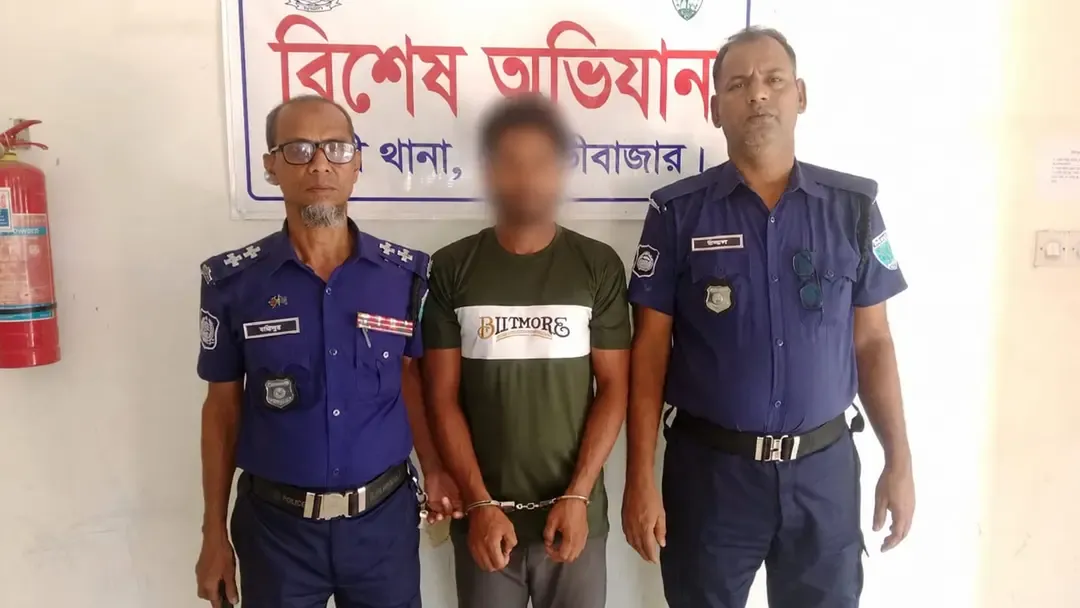 কুড়ালের আঘাতে বাবাকে হত্যার ঘটনায় প্রবাসী ছেলে গ্রেপ্তার