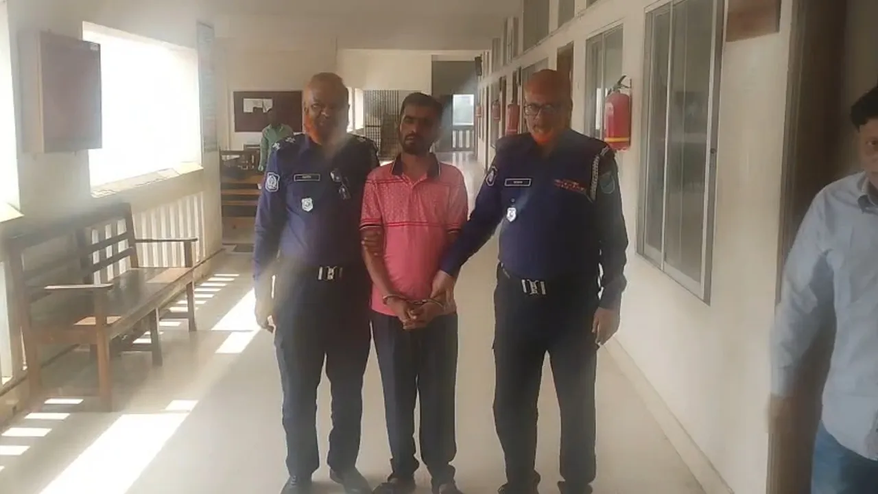 যৌতুকের টাকা না পেয়ে স্ত্রীকে কুপিয়ে হত্যা, স্বামীর যাবজ্জীবন