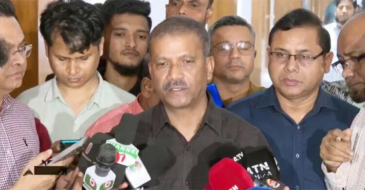 আ.লীগের রাজনৈতিক অধিকার থাকা উচিত কিনা, জনগণ বিবেচনা করবে: ড. আসিফ নজরুল