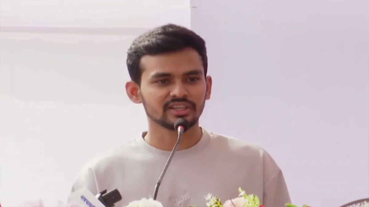 সচিবালয়ে আগুন: হুঁশিয়ারি দিলেন আসিফ মাহমুদ