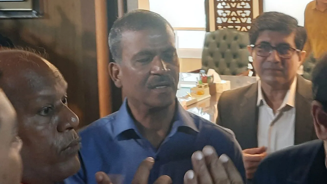 অন্তর্বর্তীকালীন সরকার মেয়াদ, জানালেন আসিফ নজরুল