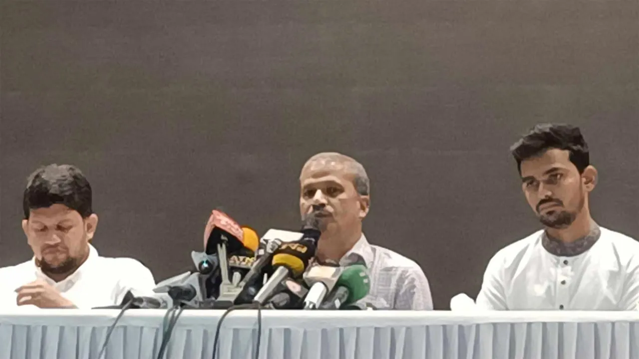 ট্রাইব্যুনাল চাইলে বিচার কাজের অডিও ভিজ্যুয়াল প্রচার করতে পারবে :  আসিফ নজরুল