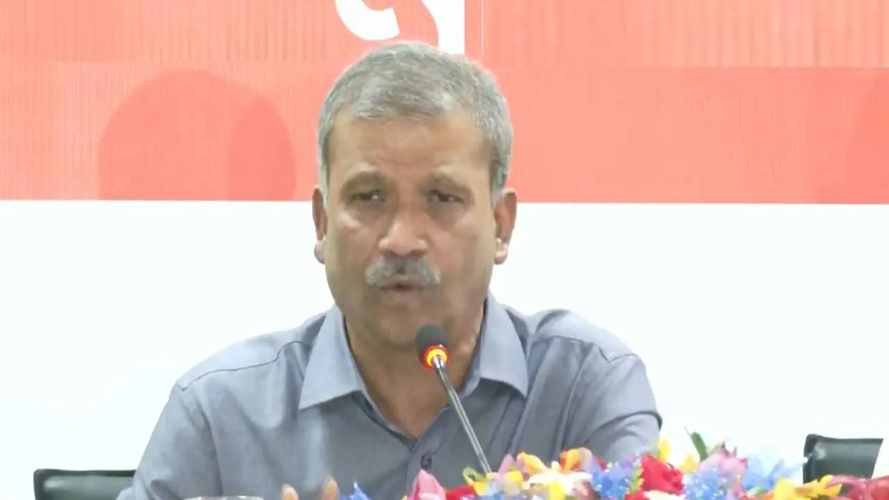 ৭ দিনের মধ্যে প্রত্যাহার হবে রাজনৈতিক হয়রানিমূলক মামলা: ড. আসিফ নজরুল