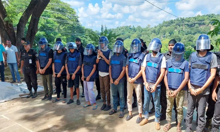 রাঙ্গামাটিতে ৭ জঙ্গি ও তিন কেএনএফ সদস্য গ্রেপ্তার