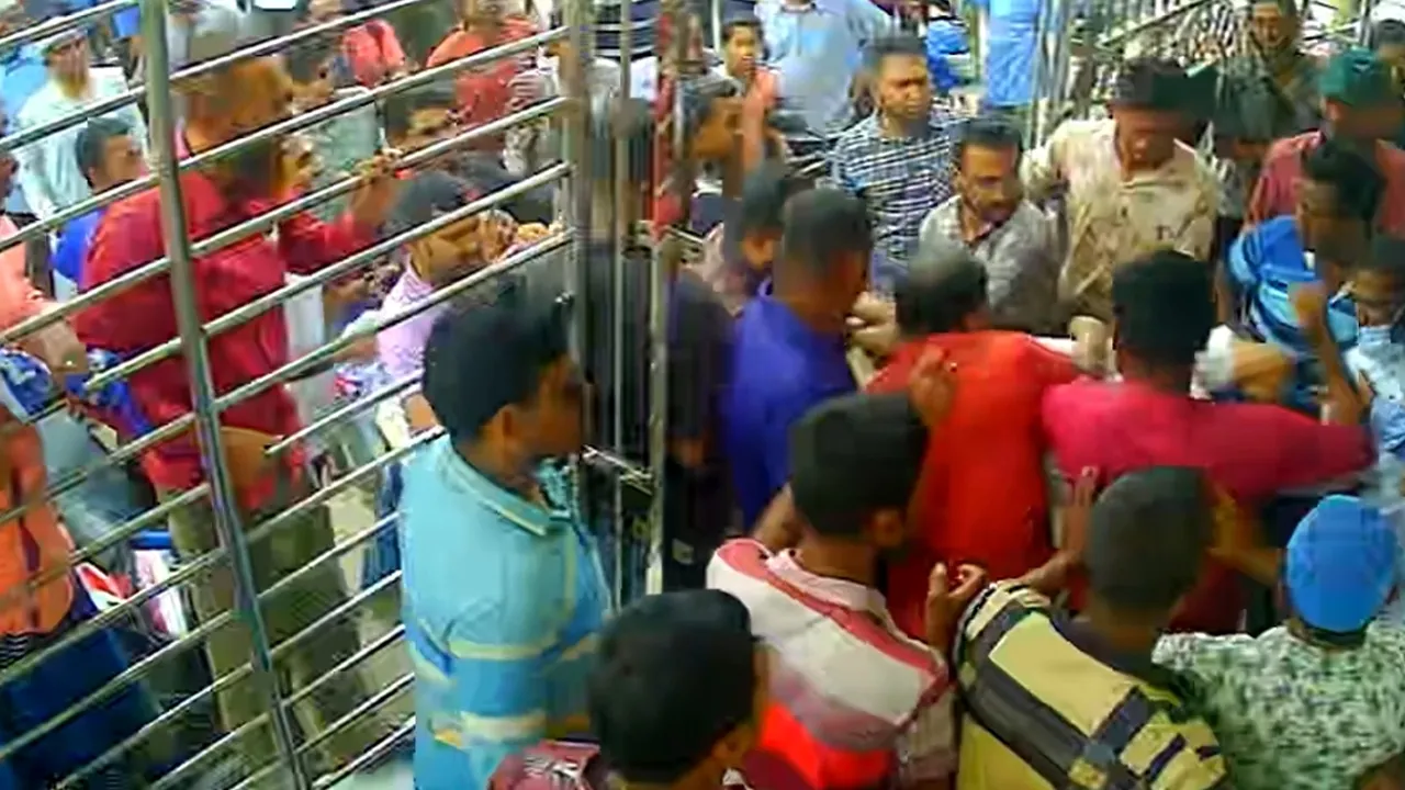 শ্যামনগর প্রেসক্লাবে ঢুকে সভাপতির ওপর হামলা, যুবদলের ৪ নেতা বহিষ্কার