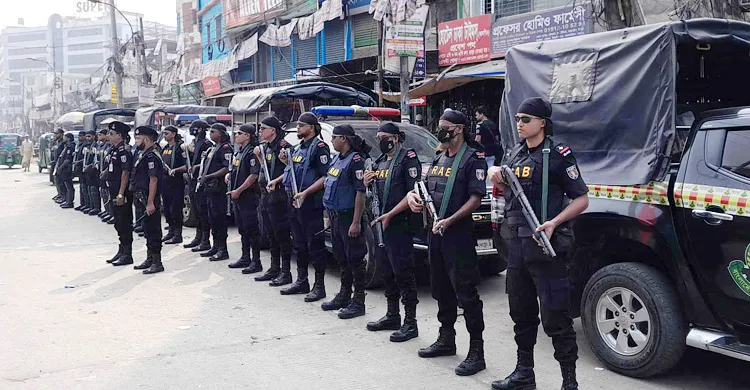 সারাদেশে টহল দিচ্ছে র‌্যাবের ৪৬০ দল