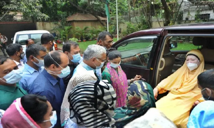 Khaleda Zia returns home from hospital