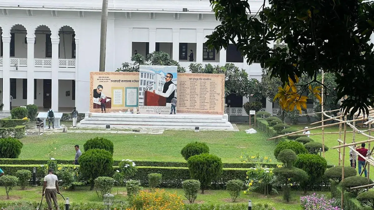 বঙ্গবন্ধুর ভাষণের স্থানে সৌধ উদ্বোধনে আসছেন প্রধানমন্ত্রী
